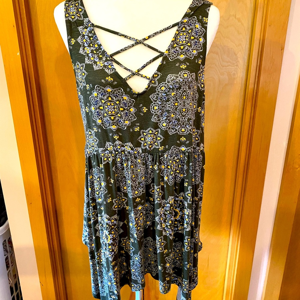 Torrid Super Soft Shark Bite Tank